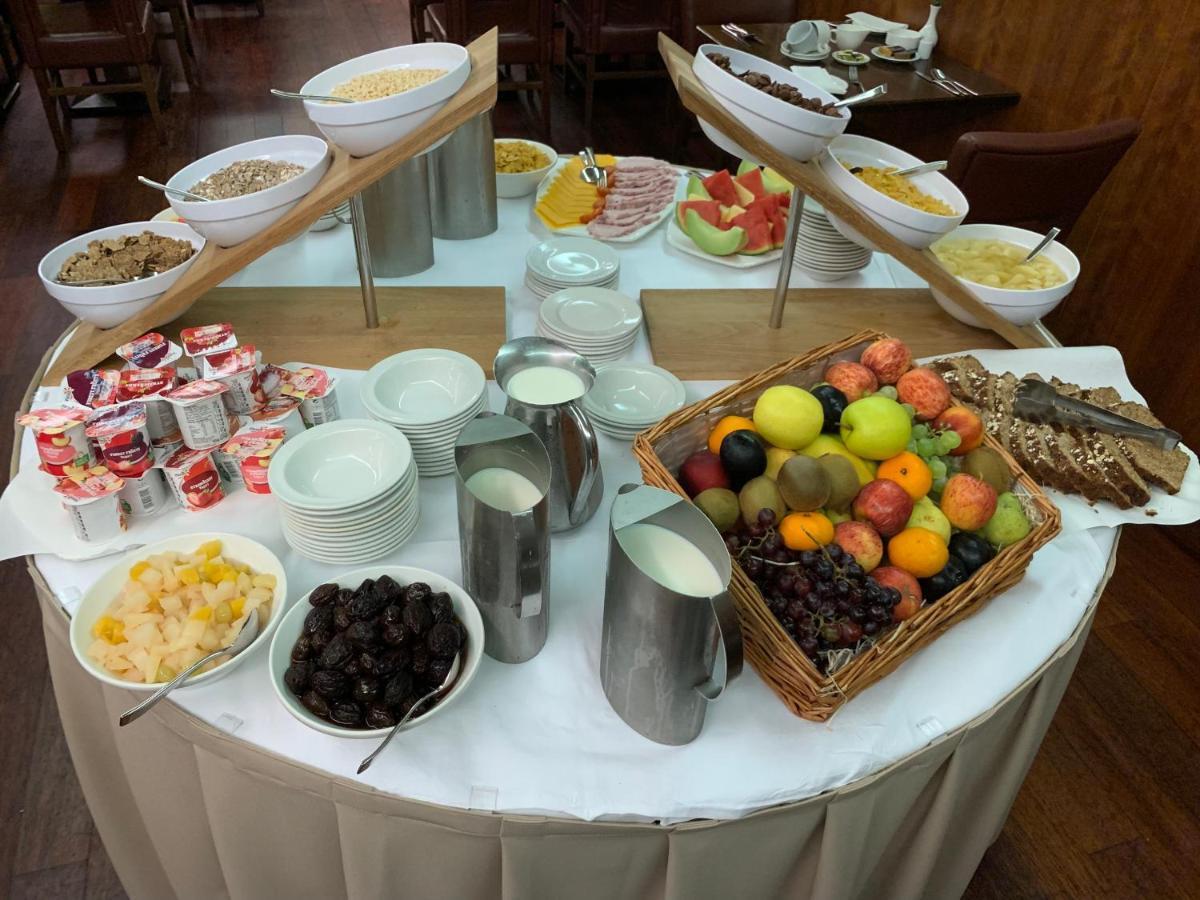 Lawlors Hotel Dungarvan  Εξωτερικό φωτογραφία