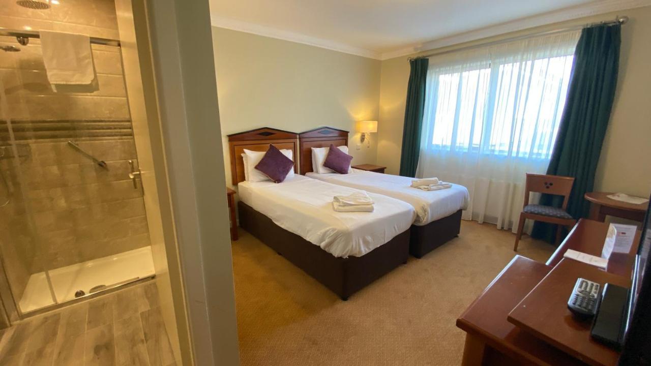 Lawlors Hotel Dungarvan  Εξωτερικό φωτογραφία